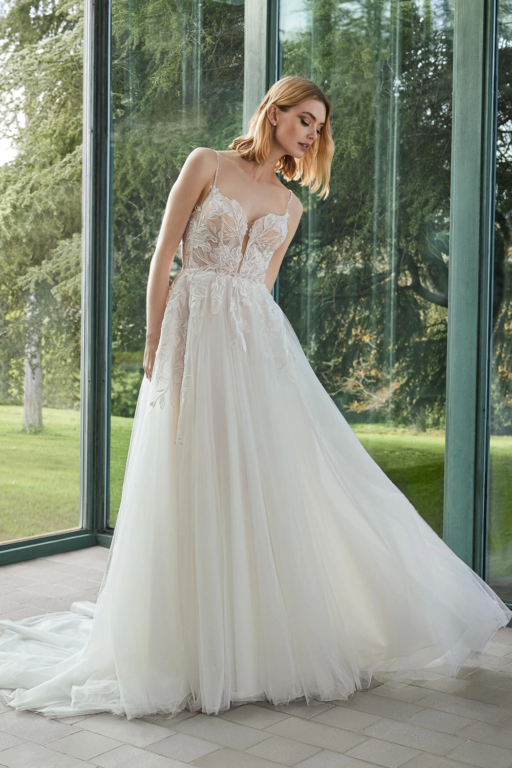 Brautkleid Modell Lleane von Pronovias – Vorschau