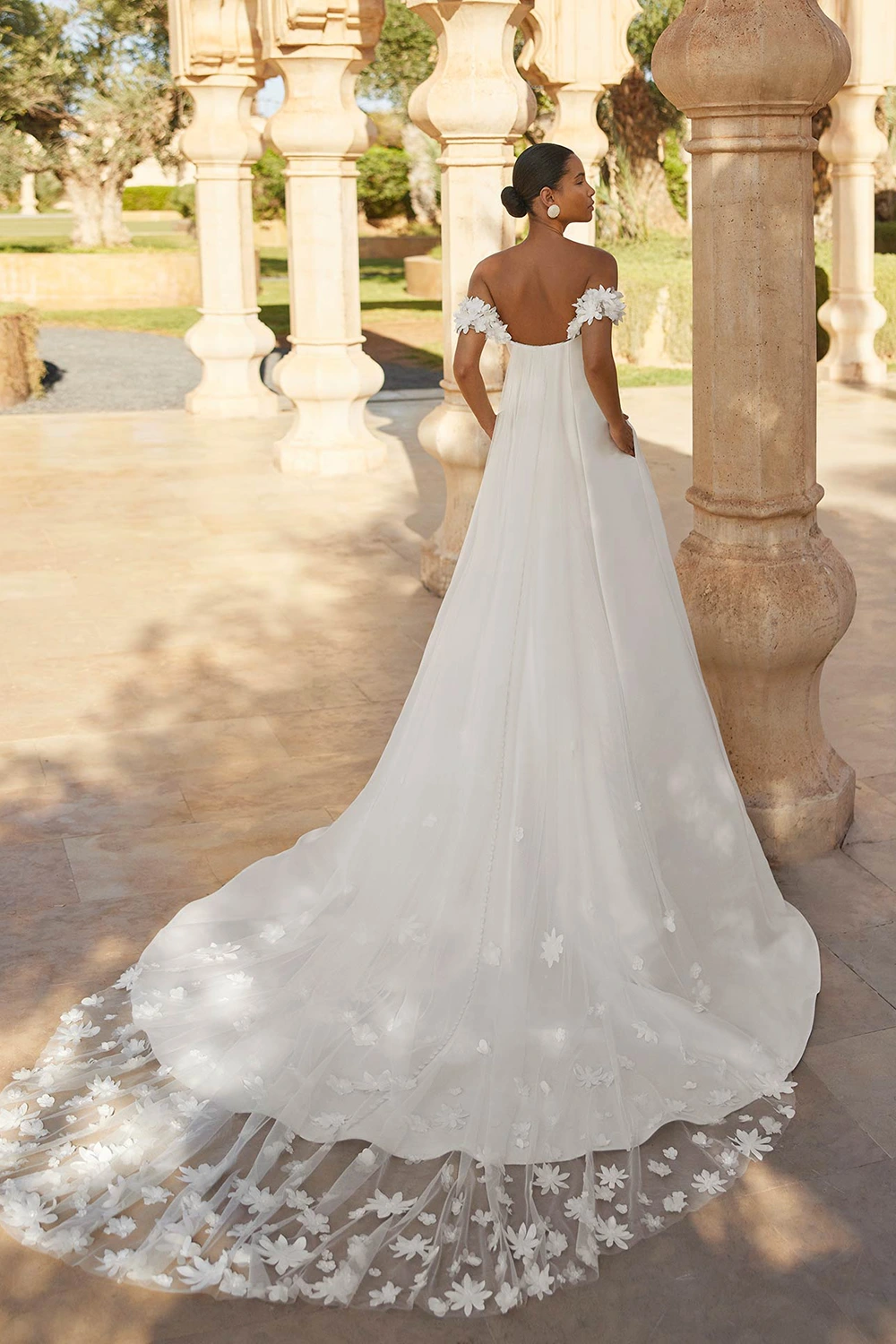 Brautkleid Modell Onelia von Rosa Clara – Rückenansicht