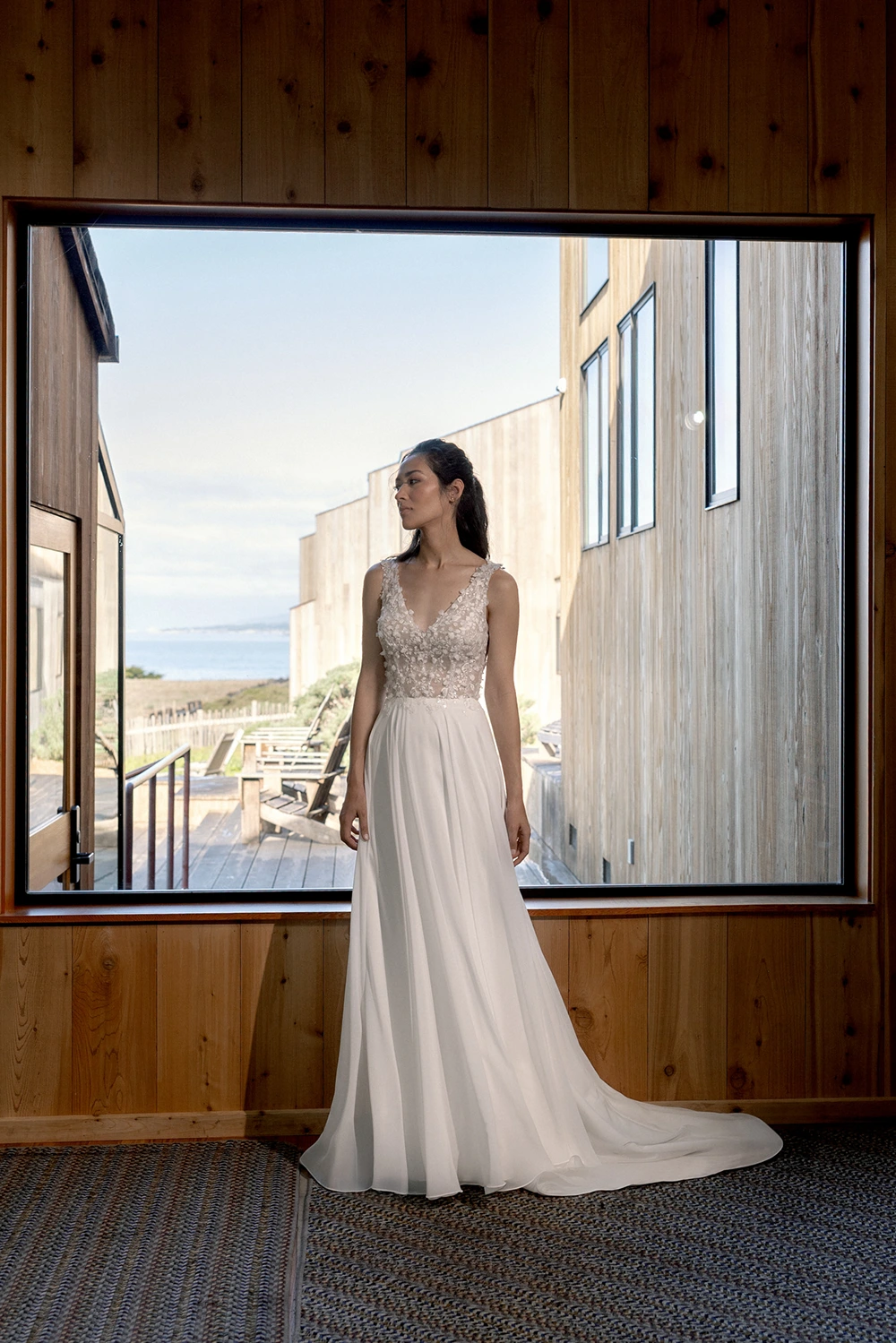 Brautkleid Modell Meadow von Adore – Vorschau