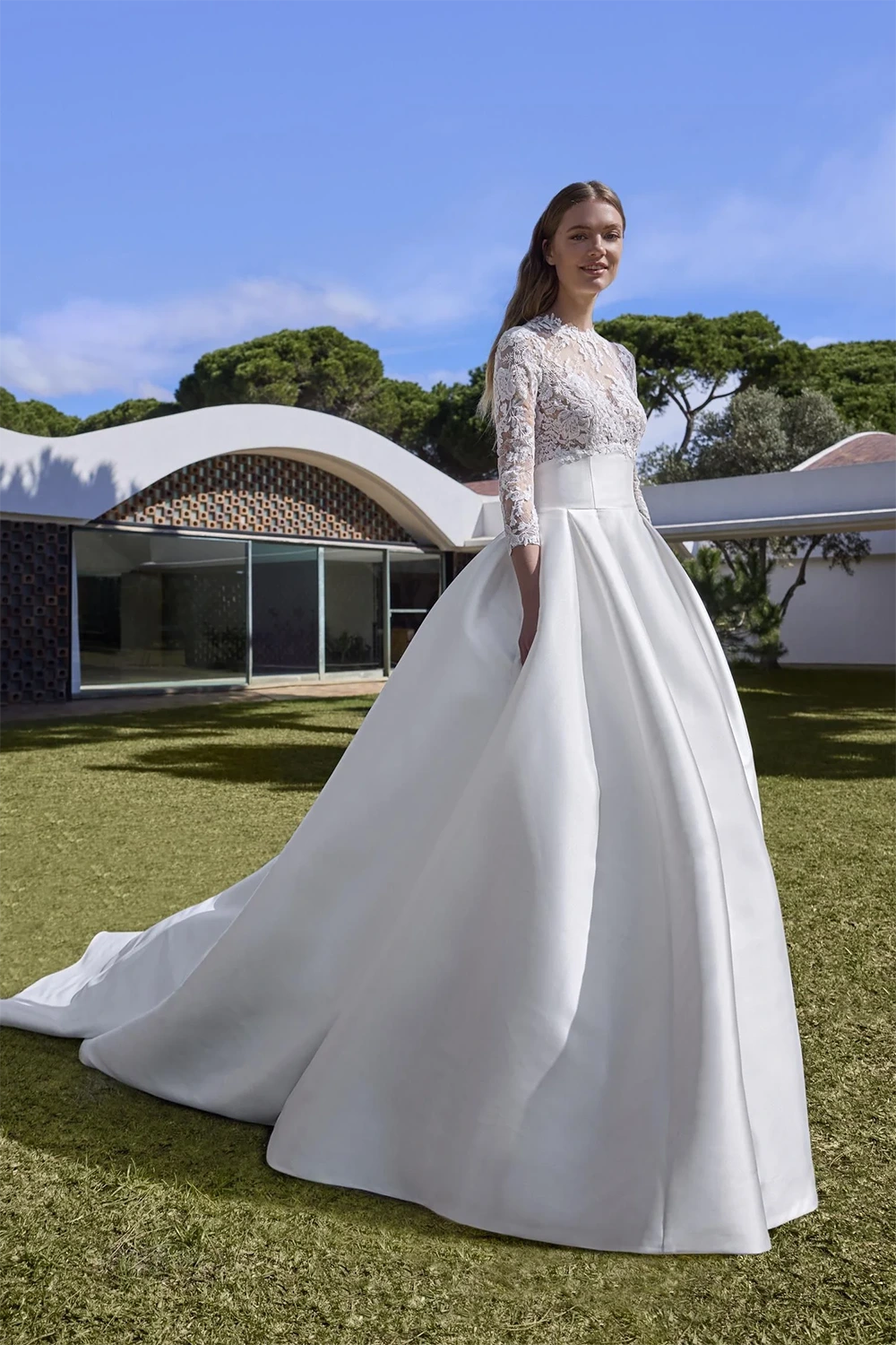 Brautkleid Modell Lilar von Pronovias – Vorschau